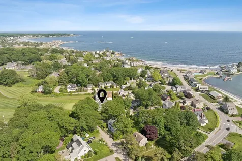 9 Oak Street Kennebunk ME 04043