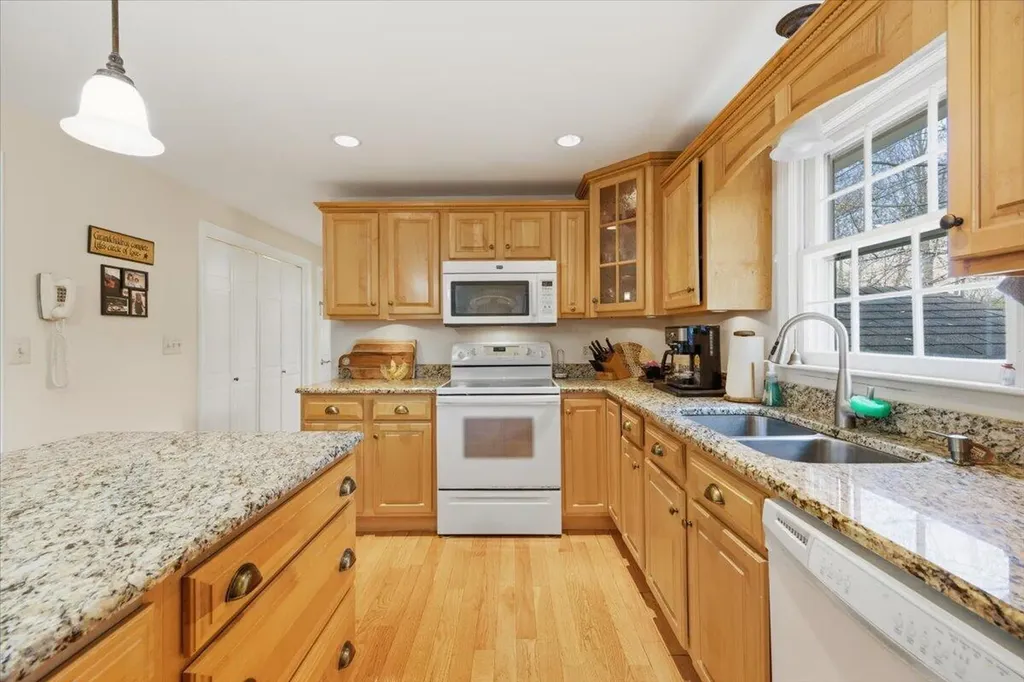 159 West Street Biddeford ME 04005