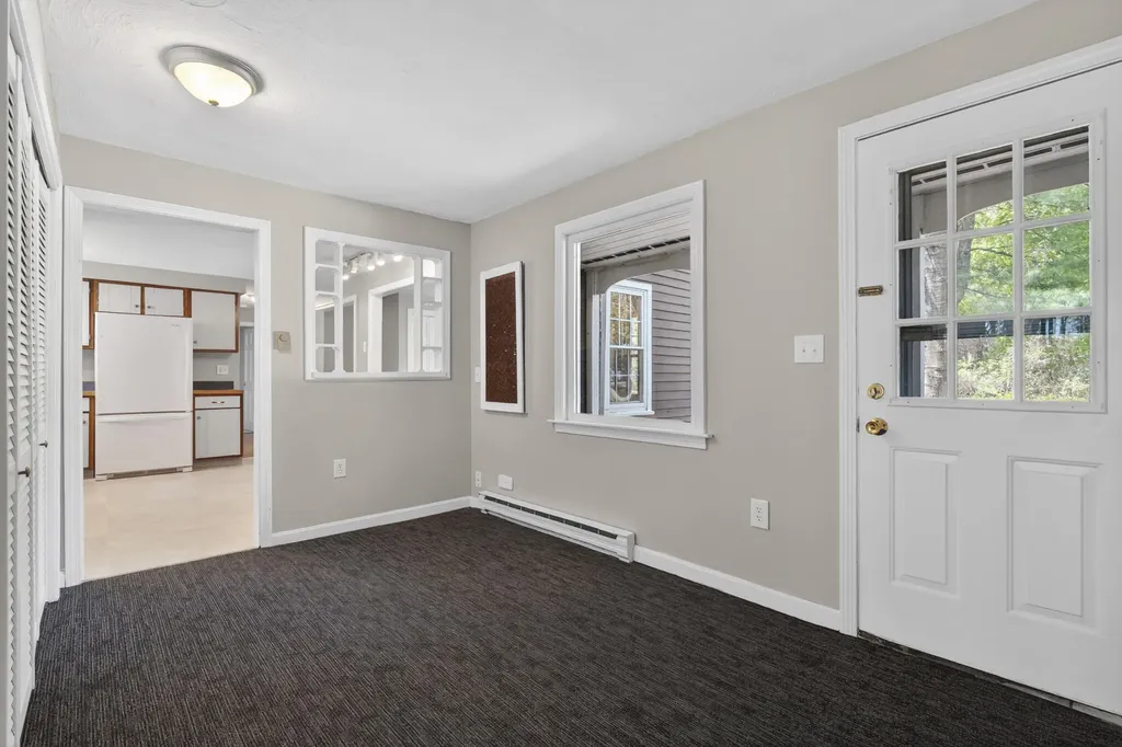 44 Winnocks Neck Road Scarborough ME 04074