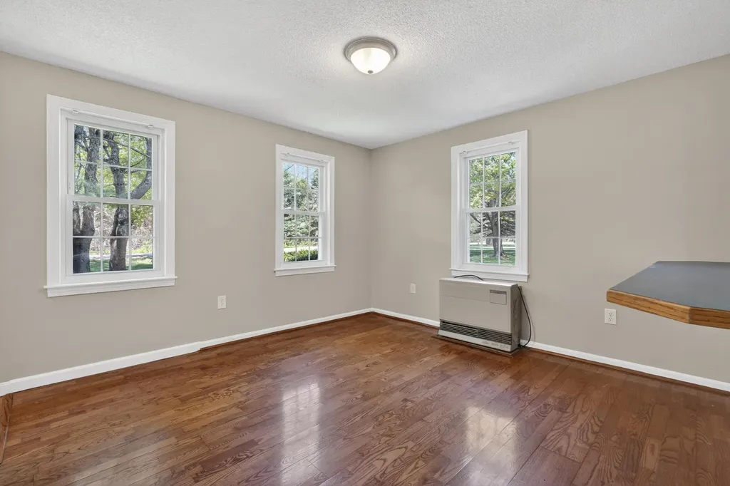 44 Winnocks Neck Road Scarborough ME 04074
