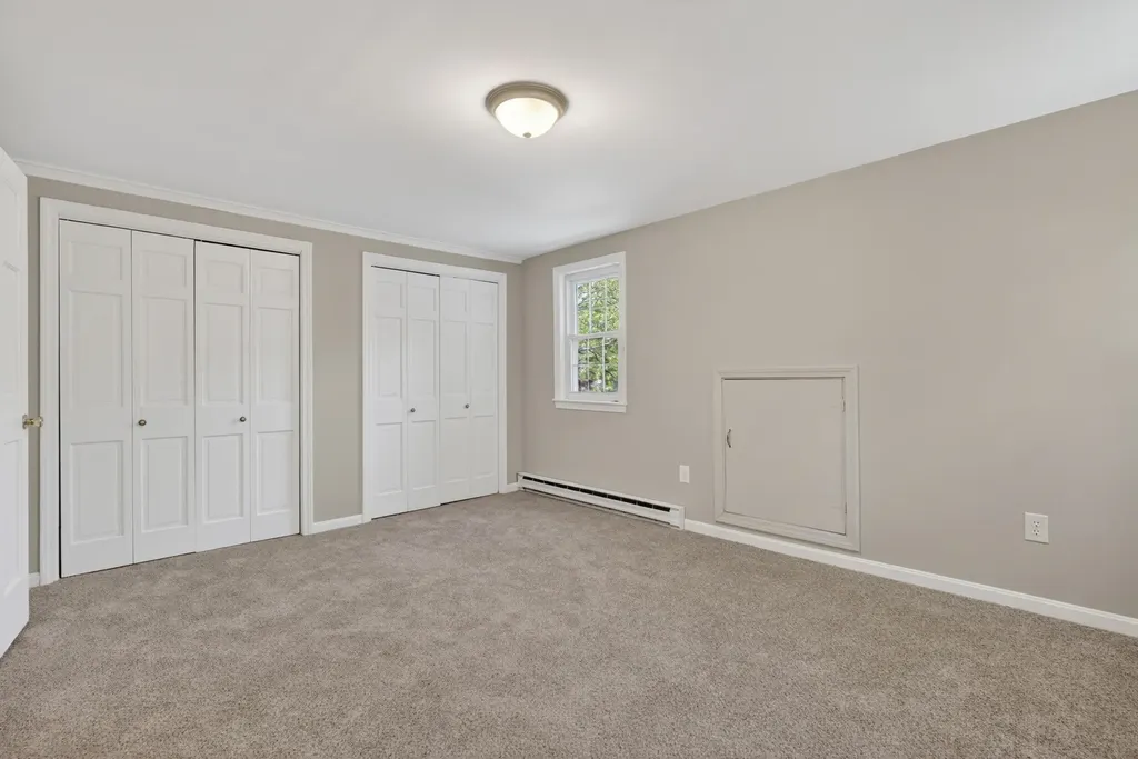 44 Winnocks Neck Road Scarborough ME 04074