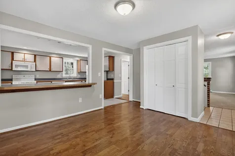 44 Winnocks Neck Road Scarborough ME 04074