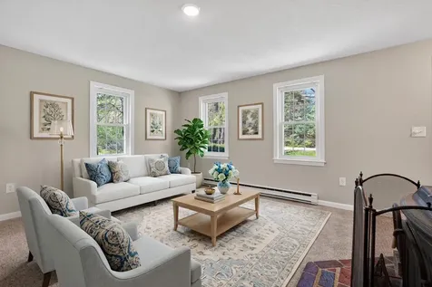 44 Winnocks Neck Road Scarborough ME 04074