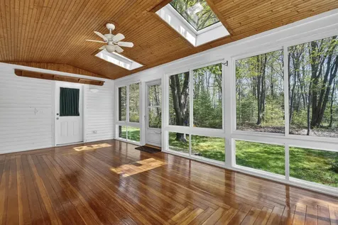44 Winnocks Neck Road Scarborough ME 04074