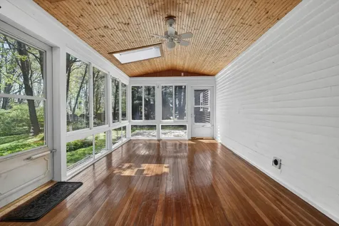 44 Winnocks Neck Road Scarborough ME 04074