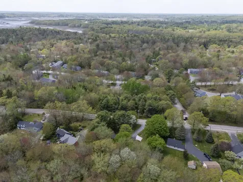 44 Winnocks Neck Road Scarborough ME 04074