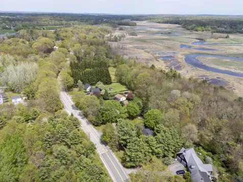 44 Winnocks Neck Road Scarborough ME 04074