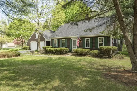 44 Winnocks Neck Road Scarborough ME 04074