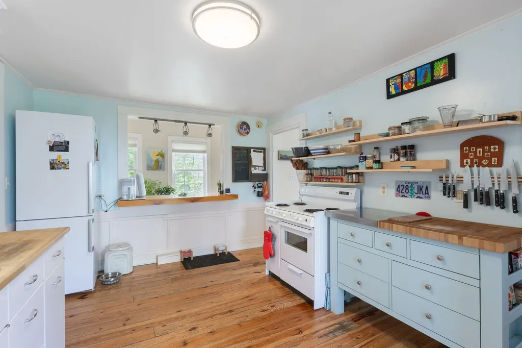 26 Corliss Street Bath ME 04530
