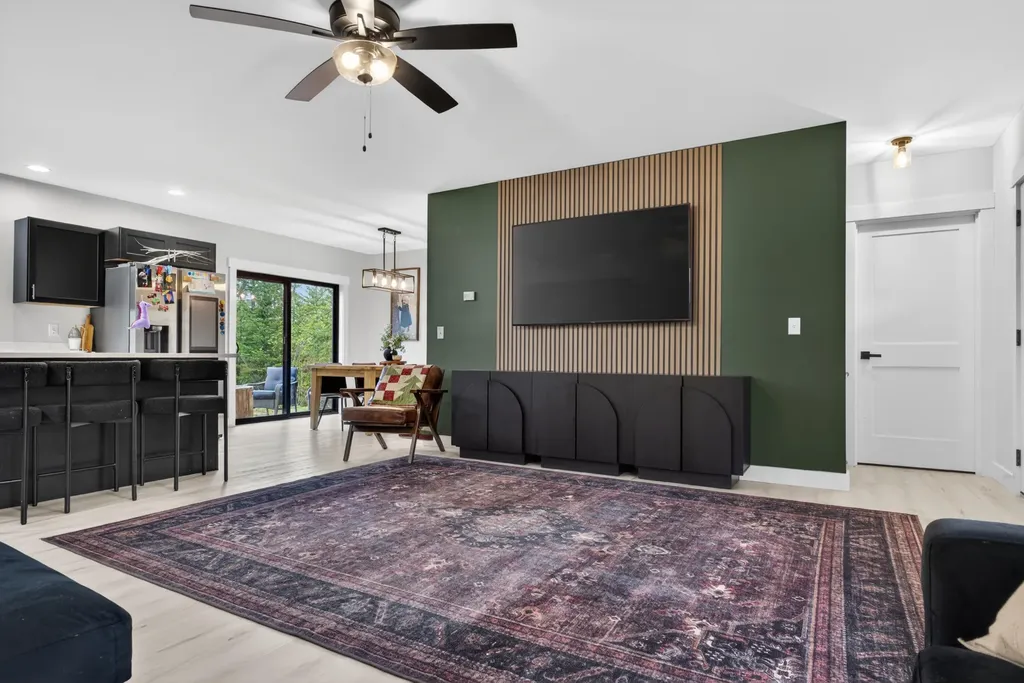 168 Rockwood Estates West Gardiner ME 04345