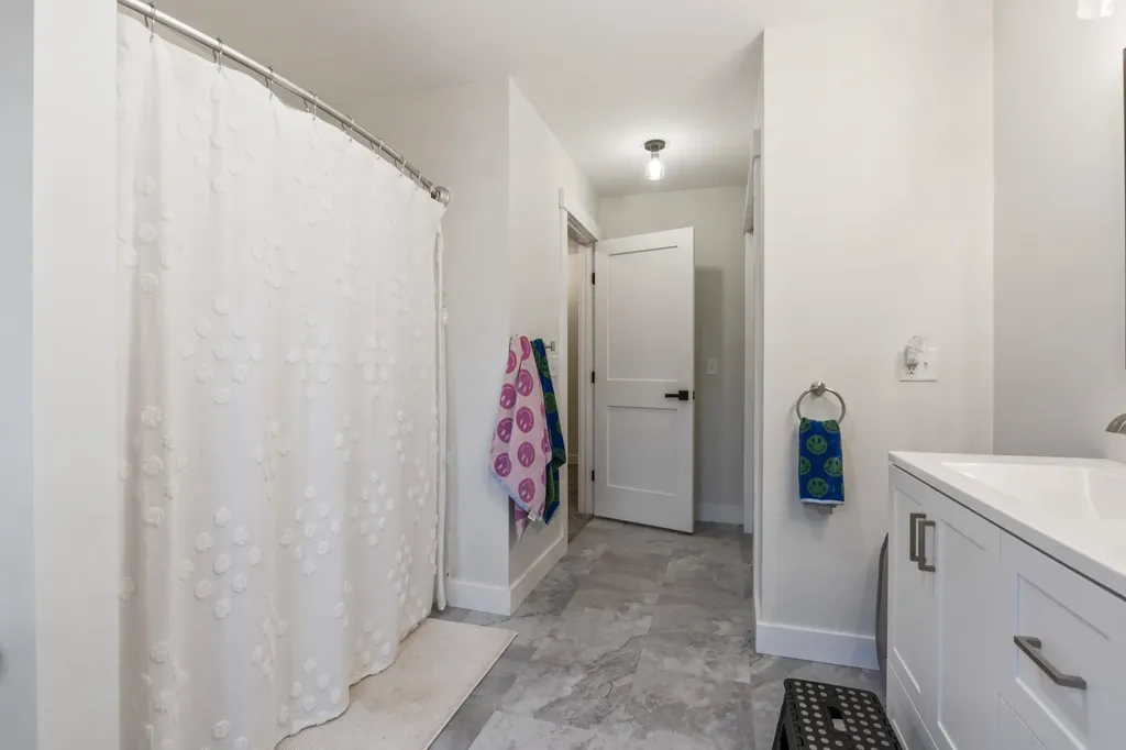 168 Rockwood Estates West Gardiner ME 04345