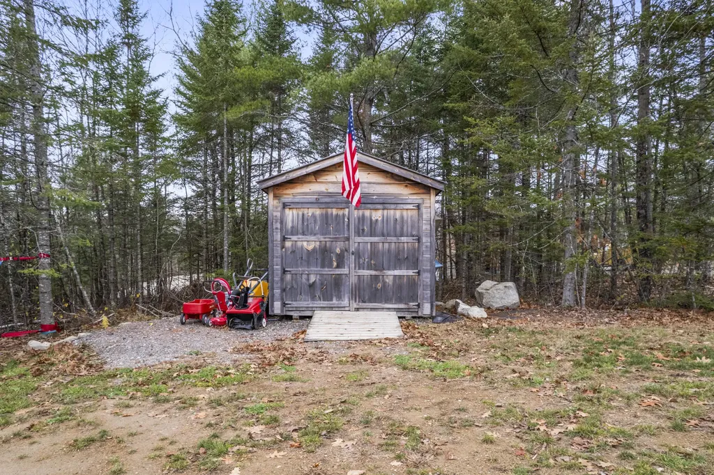 168 Rockwood Estates West Gardiner ME 04345