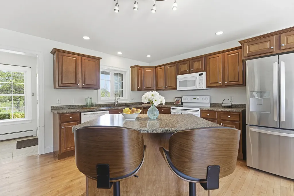 36 Merrill Drive Yarmouth ME 04096