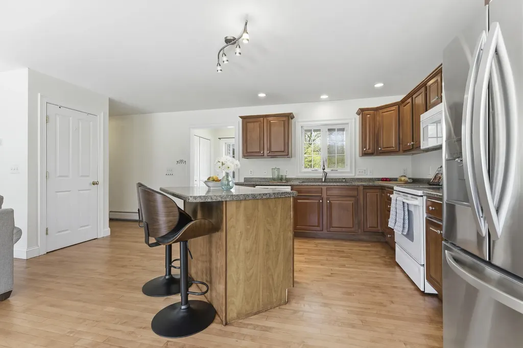 36 Merrill Drive Yarmouth ME 04096