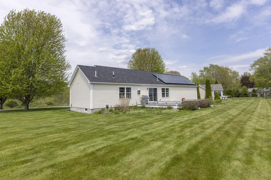 36 Merrill Drive Yarmouth ME 04096