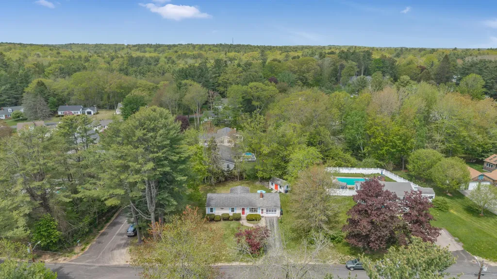 28 Intervale Road Kennebunk ME 04043