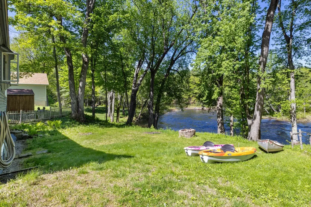 59 Salmon Falls Road Buxton ME 04093