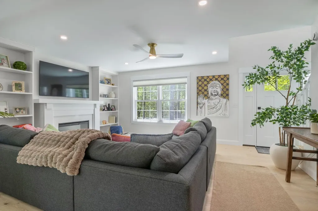 5 Taylor Lane Kennebunk ME 04043