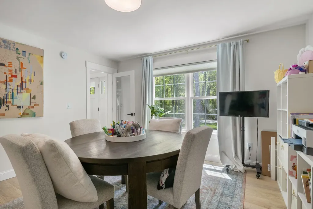 5 Taylor Lane Kennebunk ME 04043