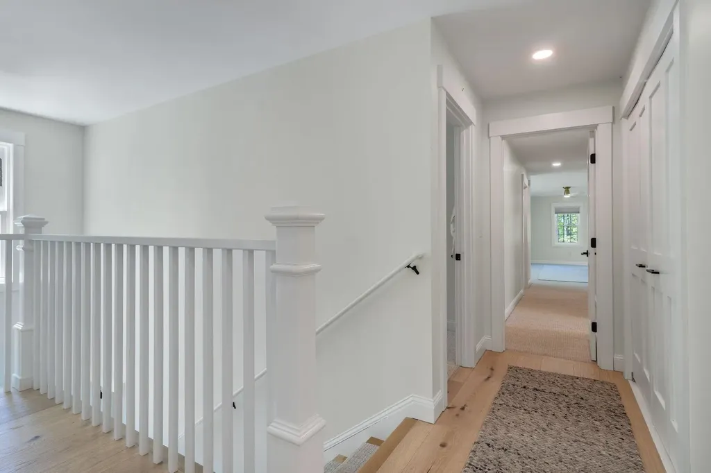 5 Taylor Lane Kennebunk ME 04043