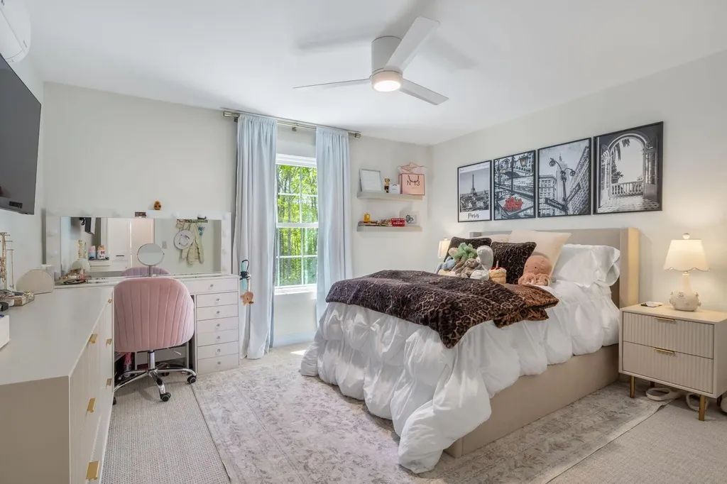 5 Taylor Lane Kennebunk ME 04043
