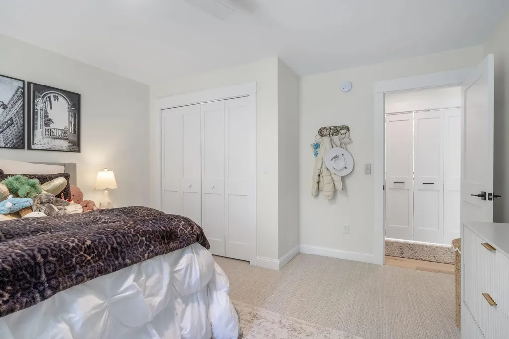 5 Taylor Lane Kennebunk ME 04043