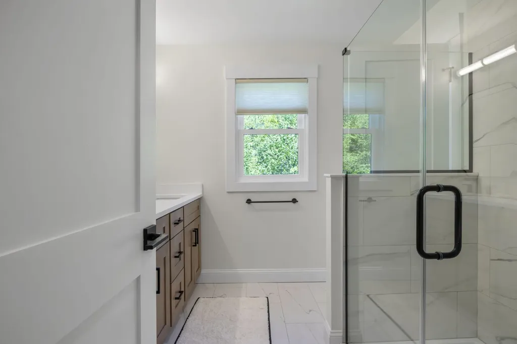 5 Taylor Lane Kennebunk ME 04043