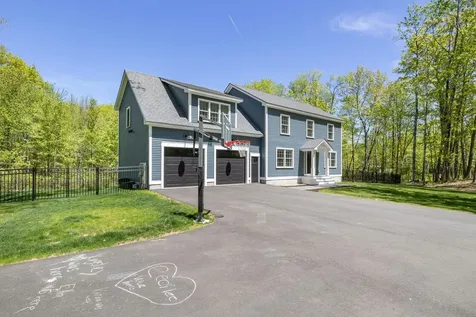 5 Taylor Lane Kennebunk ME 04043