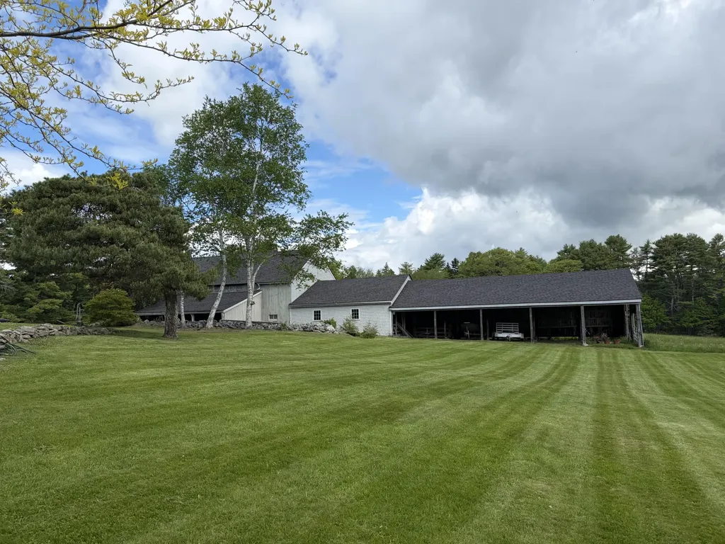 275 Harriman Road Waldoboro ME 04572