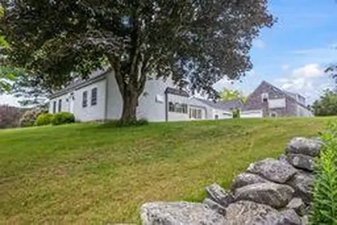 275 Harriman Road Waldoboro ME 04572