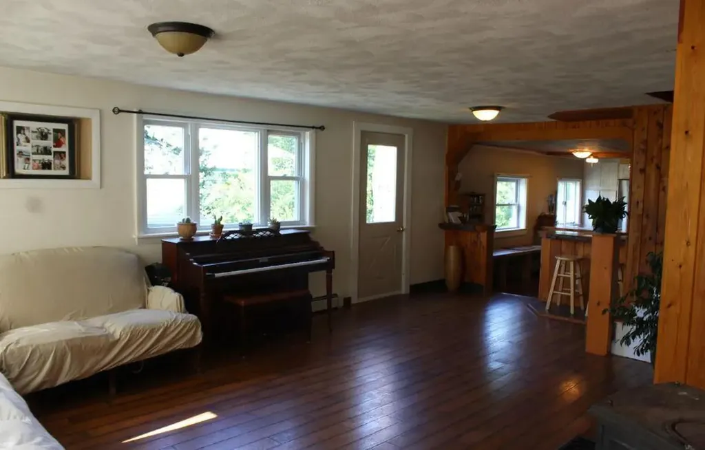 445 Bassett Road Winslow ME 04901