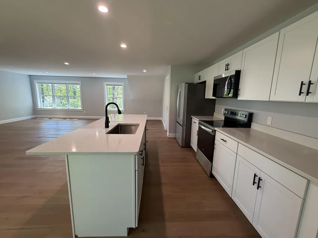 76 Alewive Road Kennebunk ME 04043