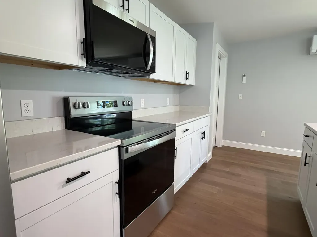 76 Alewive Road Kennebunk ME 04043