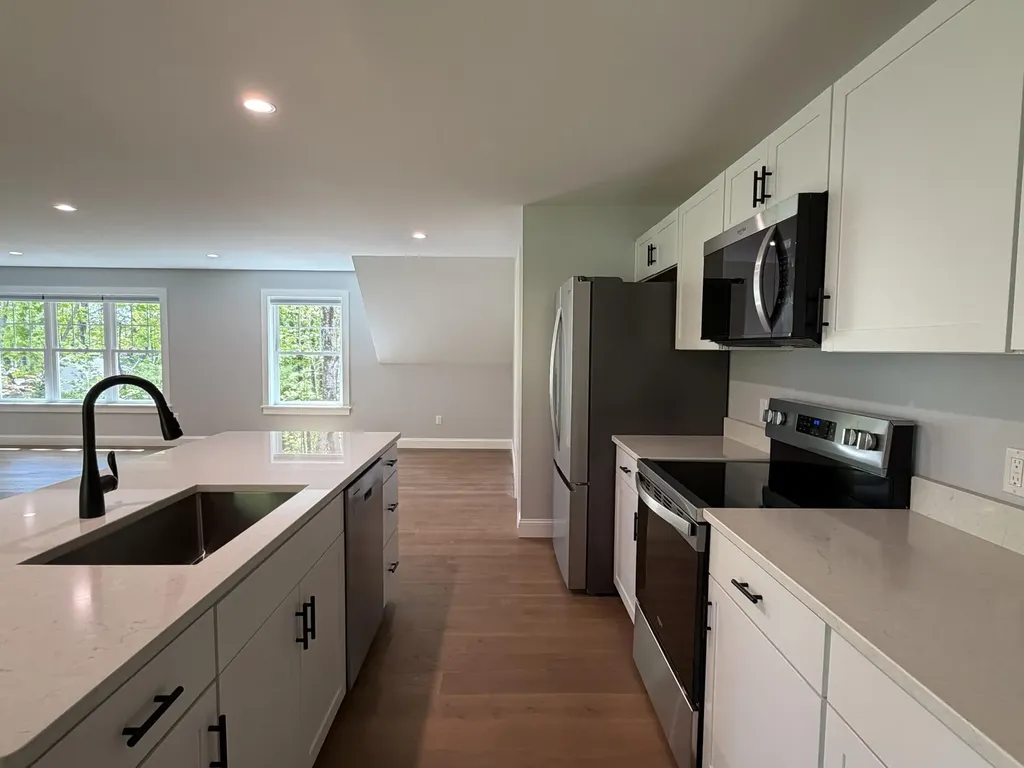 76 Alewive Road Kennebunk ME 04043