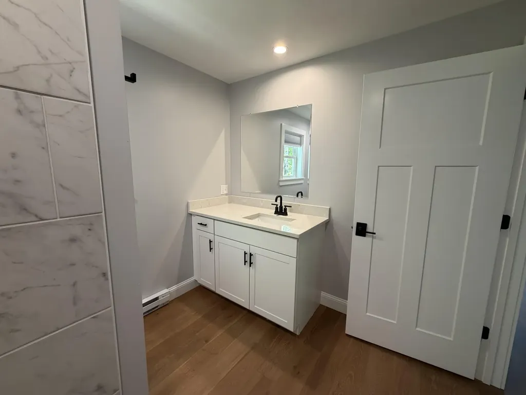 76 Alewive Road Kennebunk ME 04043