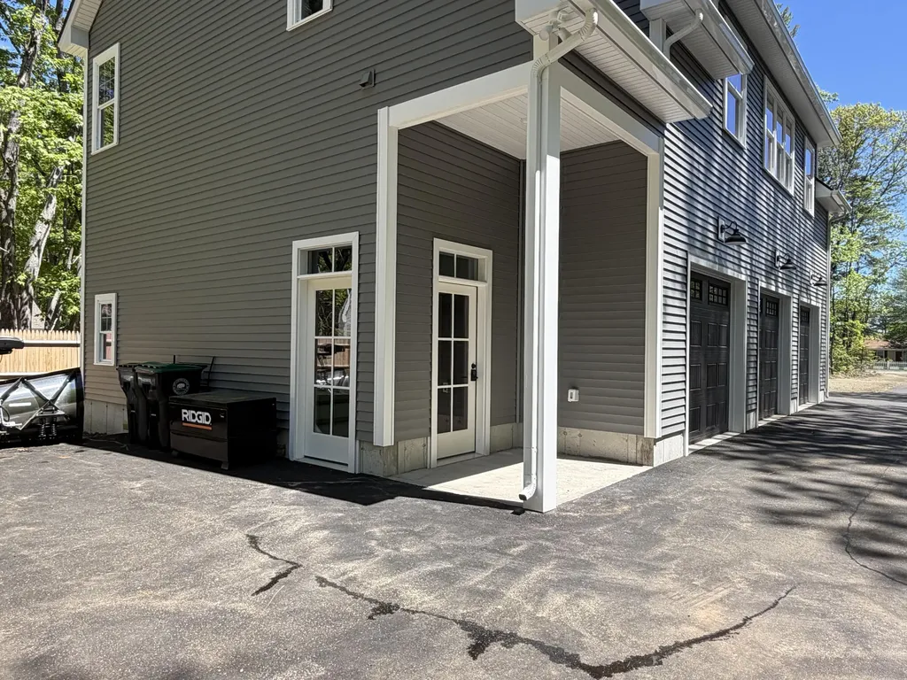 76 Alewive Road Kennebunk ME 04043