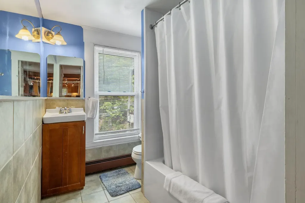 75 Carleton Street Portland ME 04102
