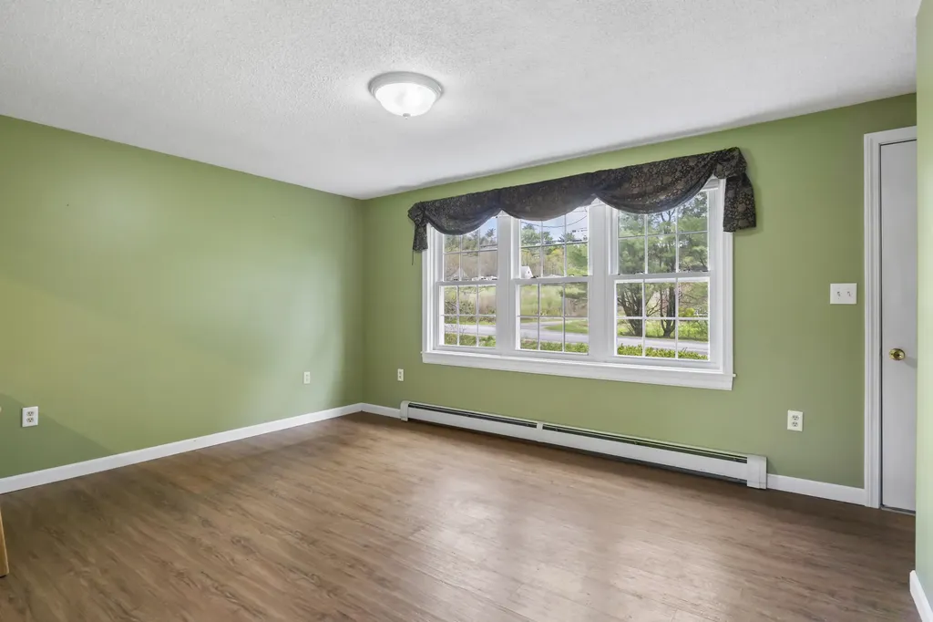 342 Foye Road Wiscasset ME 04578