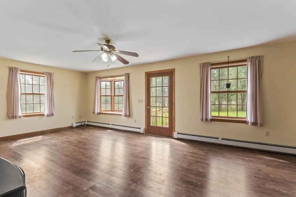 342 Foye Road Wiscasset ME 04578