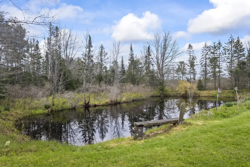 342 Foye Road Wiscasset ME 04578