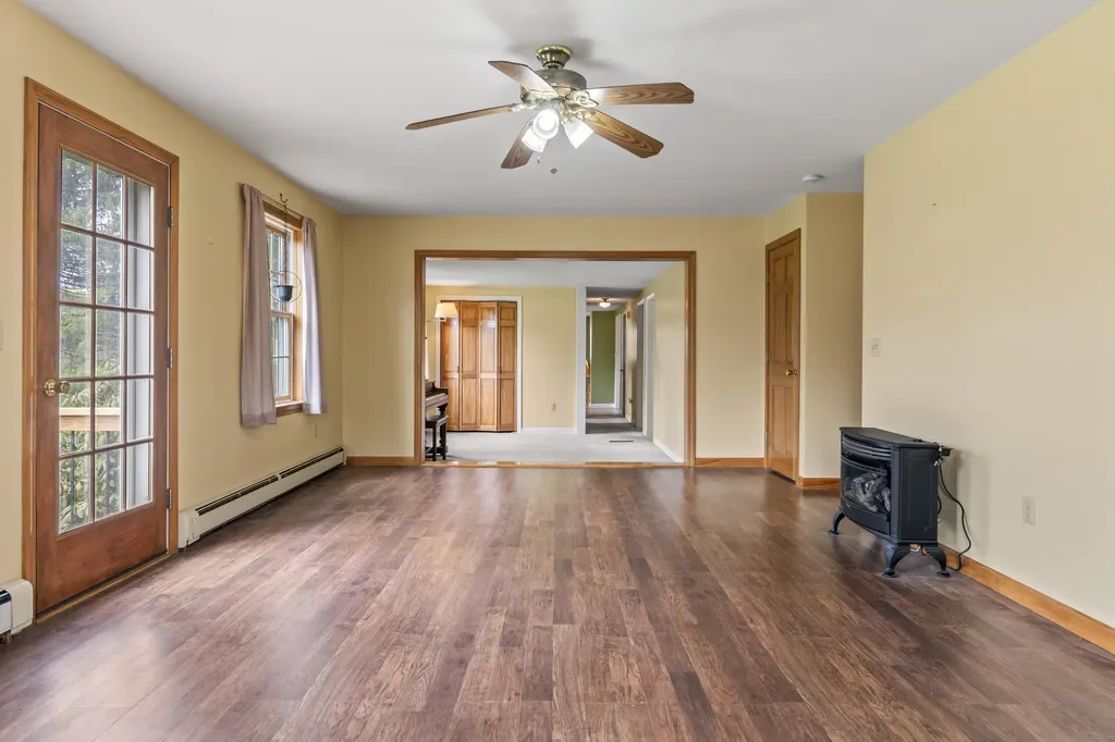 342 Foye Road Wiscasset ME 04578
