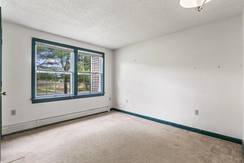 342 Foye Road Wiscasset ME 04578