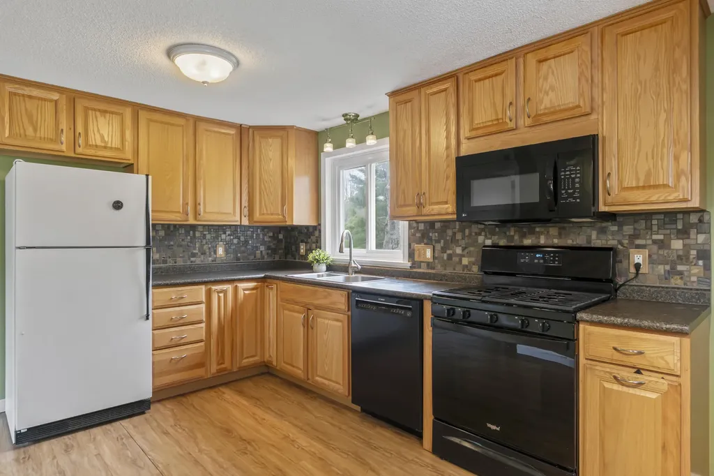 342 Foye Road Wiscasset ME 04578
