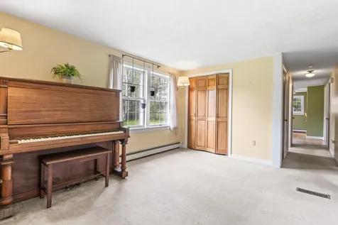 342 Foye Road Wiscasset ME 04578