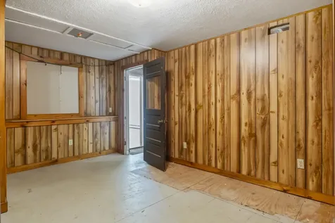342 Foye Road Wiscasset ME 04578
