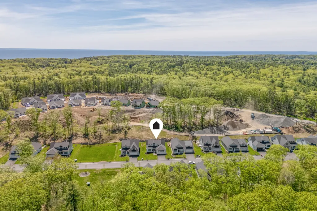 15 Rockfall Way York ME 03909