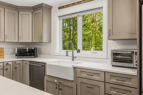 16 Bayview Drive Eliot ME 03903