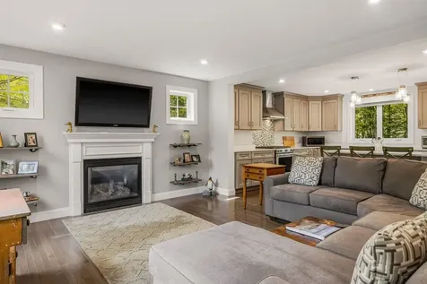 16 Bayview Drive Eliot ME 03903