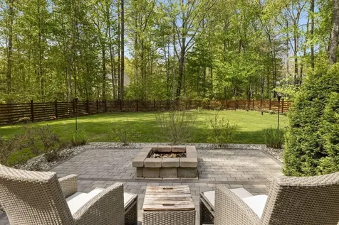 16 Bayview Drive Eliot ME 03903