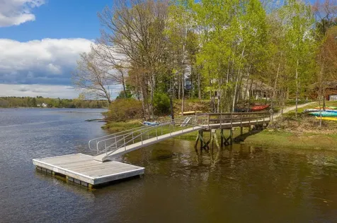 16 Bayview Drive Eliot ME 03903
